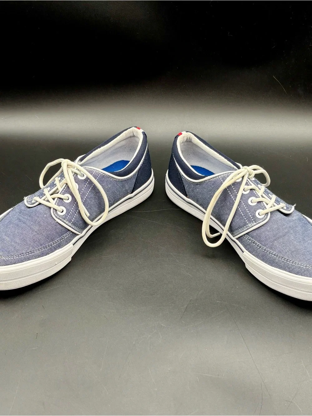 Tommy Hilfiger Men's Redd7 Chambray Denim Sneakers - Size 7.5